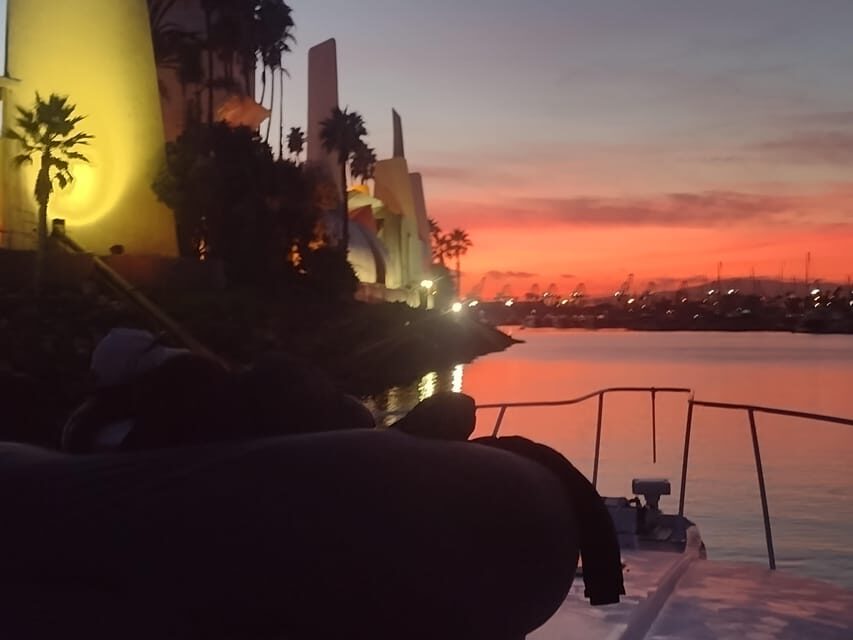 Long Beach: 3hr Private Yacht Trip (1 ticket covers 1-6 ppl) - Who Will Love This Experience?