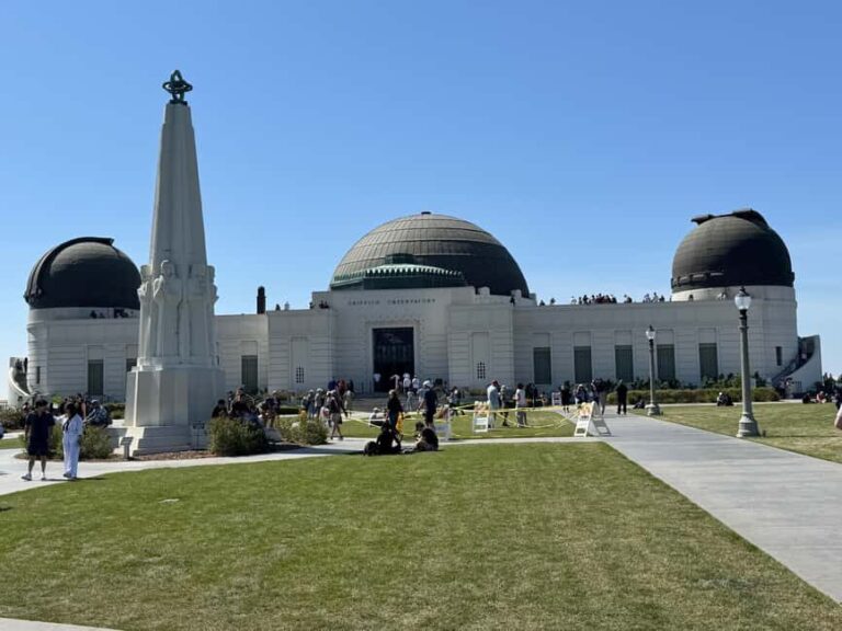 Los Angeles: 4.5-hour tour in an SUV Hollywood/Beverly Hills/G. Observatory - Itinerary Breakdown
