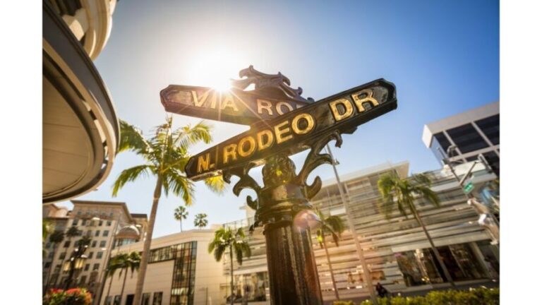 Los Angeles: Celebrity Homes and Hollywood Open-Air Bus Tour - What You Can Expect from This Tour