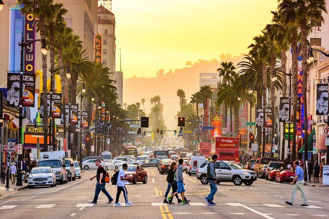 Los Angeles: Celebrity Homes and Iconic Landmarks Tour - Practical Details: Transportation, Timing, and Group Size