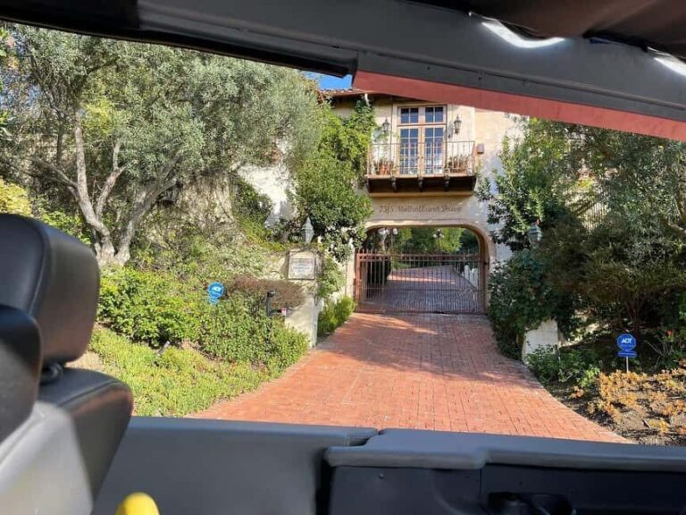 Los Angeles: Celebrity Homes and Movie Scenes Bus Tour - Who Will Love This Tour?