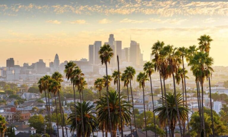 Los Angeles: City Tour with Expert Guide and Hotel Pickup - The Itinerary: A Walk Through LA’s Most Famous Sights