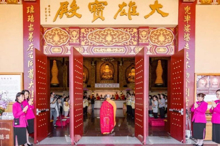Los Angeles: Hindu Temple and Buddhist Monastery Day Trip - An Introduction to the Experience