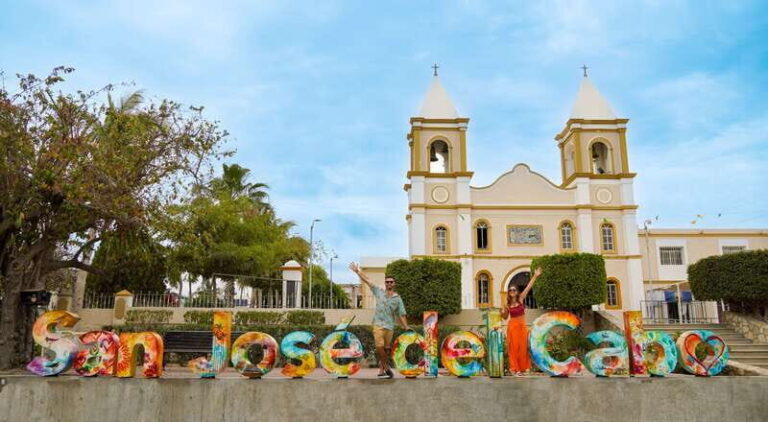 Los Cabos Famous Arch cruise, City tour and Lunch - Key Points