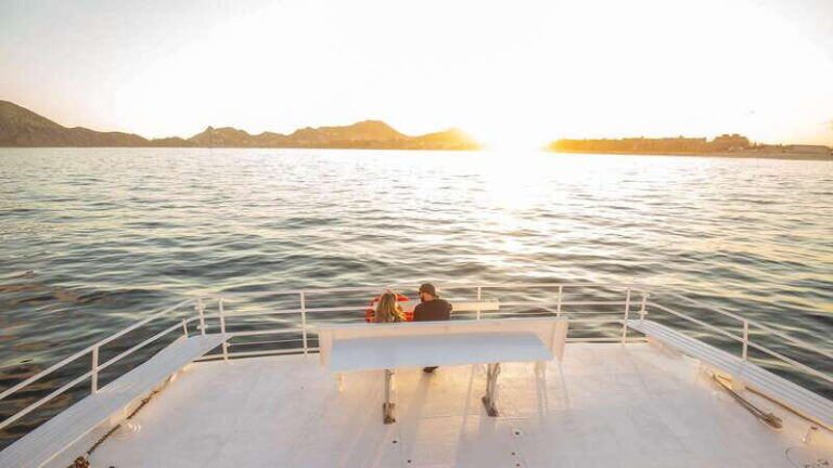 Los Cabos: Sunset Dinner Cruise with Transportation - Authentic Experiences and Traveler Feedback