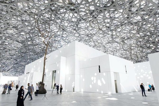 Louvre Abu Dhabi Entrance Ticket with Transfers from Abu Dhabi - Who Should Consider This Tour?