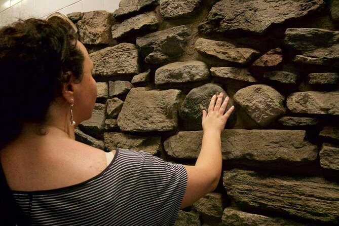 Lower Manhattan Tour: The Remnants of Dutch New Amsterdam! - The Experience of Walking Through History