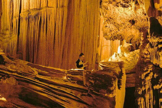 Luray Caverns Private Round Trip Transfer By Luxury Vehicle - An In-Depth Look at the Experience