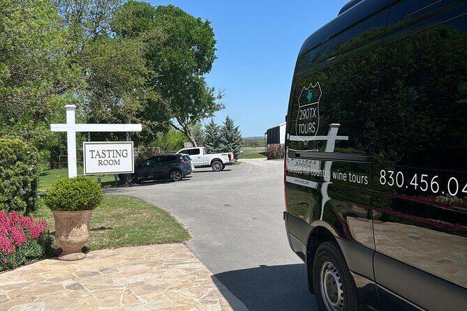 Luxe Hill Country Private Wine Adventure with Gourmet Lunch - Who Would Love This Tour?