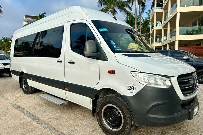 Luxury Airport Transfer: Cancun, Tulum, Playa del Carmen One-Way - The Comforts That Make a Difference