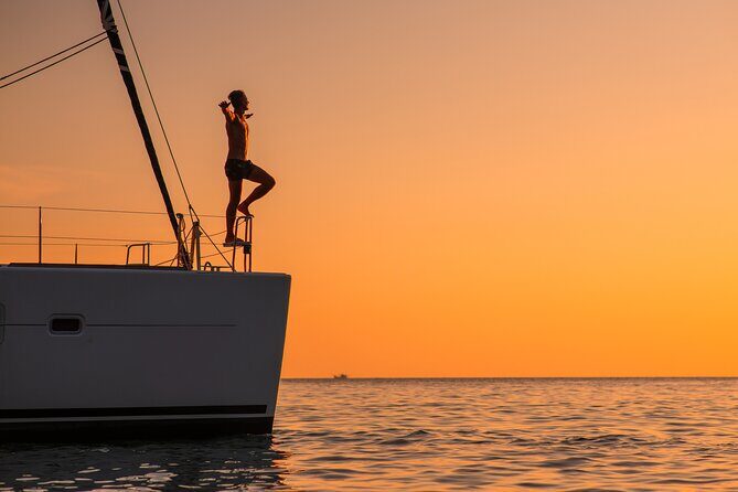 Luxury Diamond Head Sunset Sail - The Itinerary and Experience