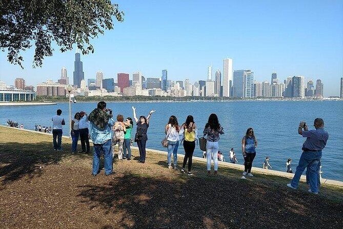 Luxury Minibus Chicago City Tour - Is the Price Worth It?