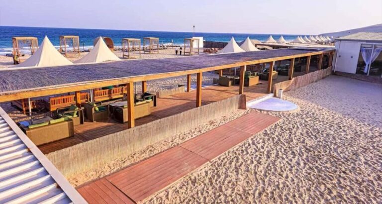 Luxury Overnight Desert Safari - How the Itinerary Breaks Down