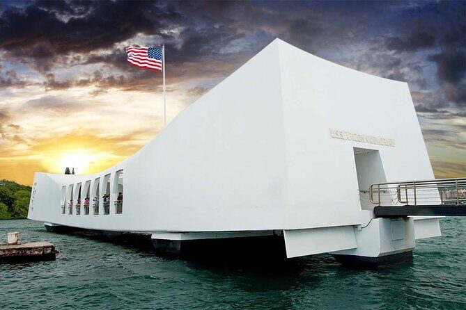 Luxury Pearl Harbor USS Arizona Memorial Small Group Tour - Balancing Value and Experience