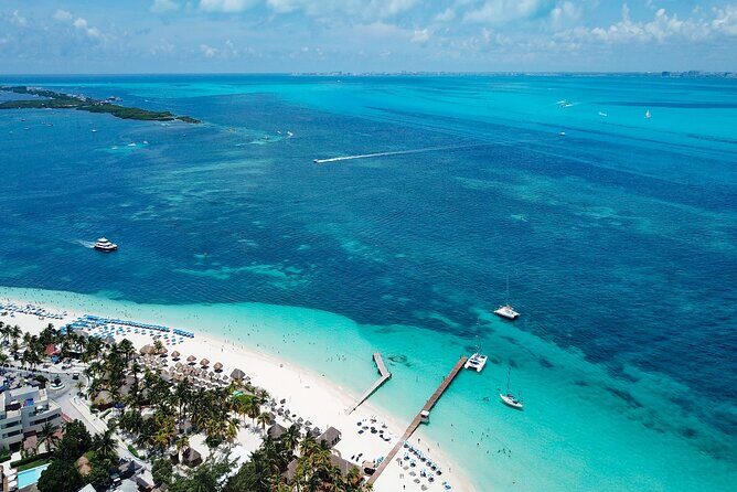 Luxury Sailing Experience to Isla Mujeres with Lunch & Open Bar - Setting Sail for Isla Mujeres: What to Expect