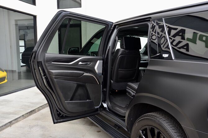 Luxury Suv O'Hare or Midway Airport (Curbside) Chicago OneWay - The Breakdown of Cost and Value
