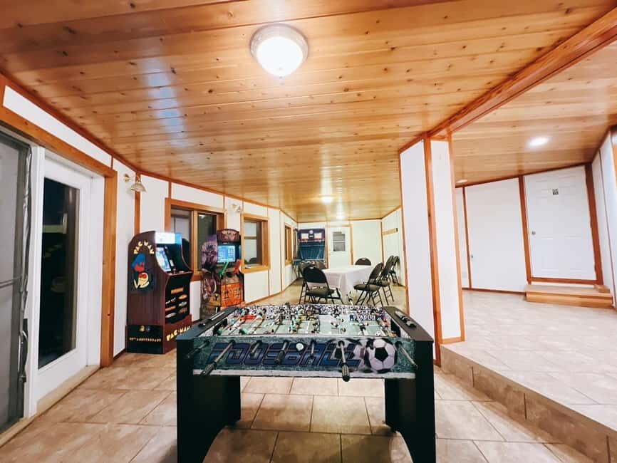 Madeline Lake: Aurora Lodge and Aurora Chasing Tour - Who this tour is best for