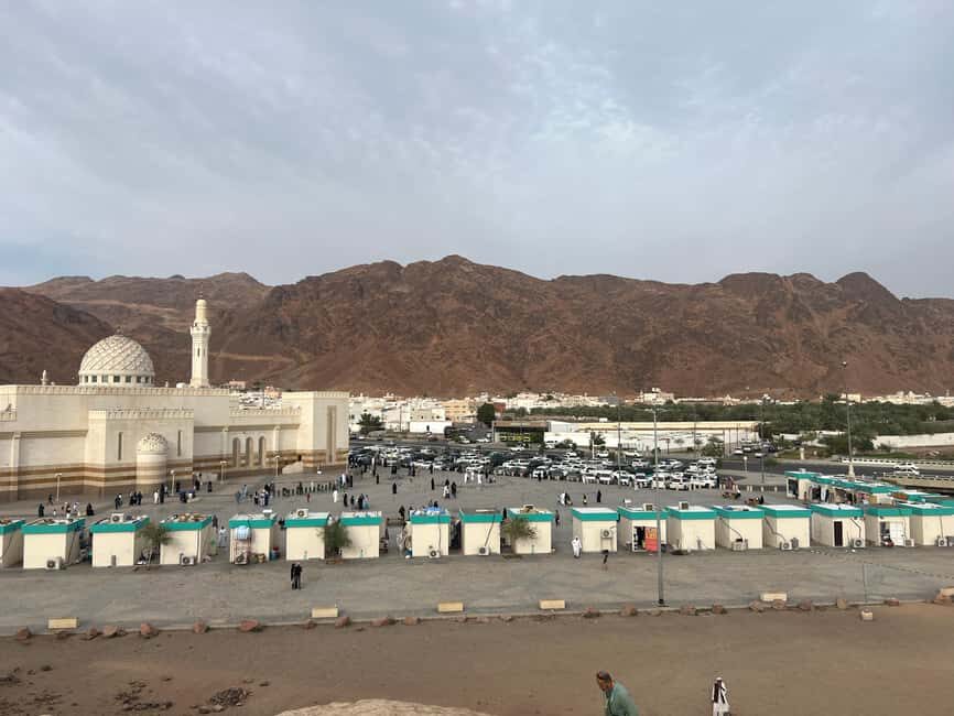 Madinah Culture & History Tour Led by Local Guide