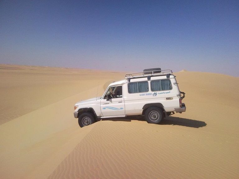 Makadi Bay: Jeep Safari Adventure with Bedouin guide - Camel Rides and Cultural Encounters