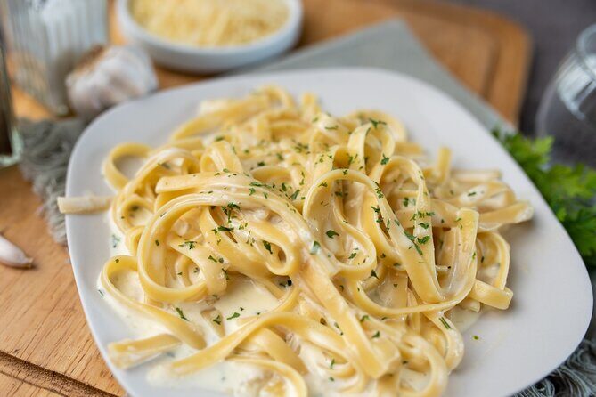 Make Authentic Pasta Alfredo With Local Chef in Minneapolis - An In-Depth Look at the Experience