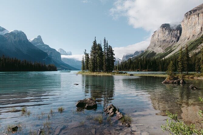Maligne Lake Cruise - The Itinerary and What to Expect