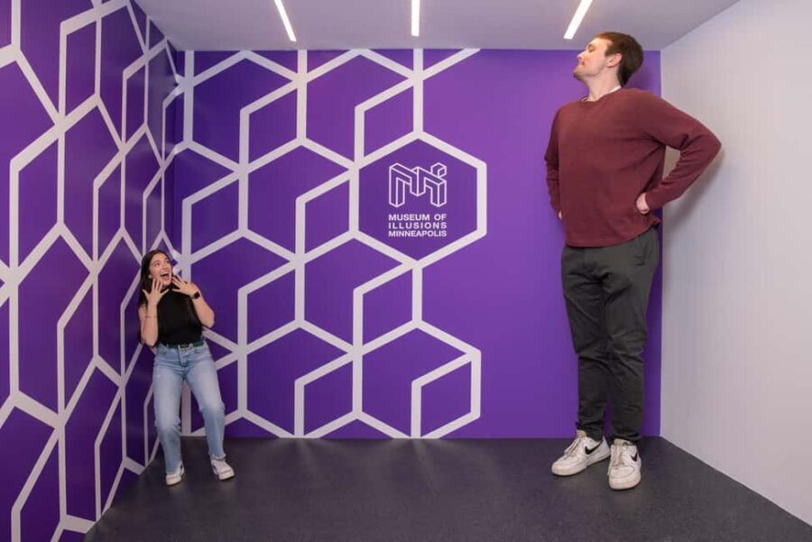 Mall of America: Museum of Illusions Entry Ticket