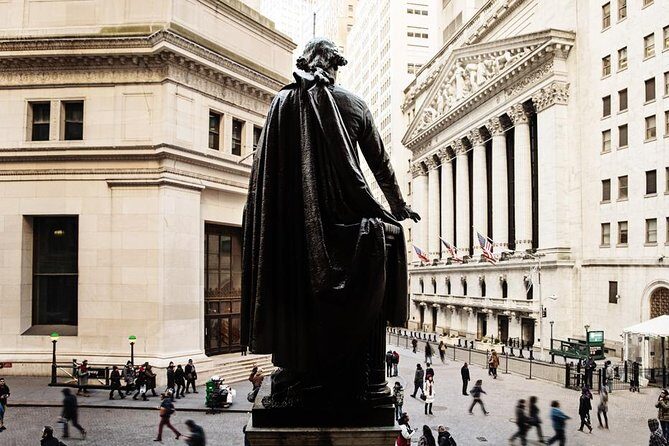 Manhattan Group Tour Including Wall Street and 911 Memorial - What Makes This Tour Stand Out?
