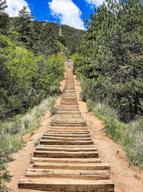 Manitou Springs: Pike's Peak Historic Tour by E-Golf Cart