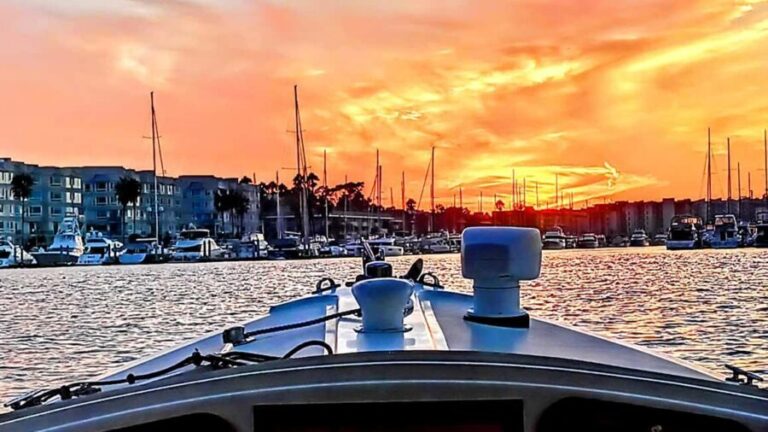 Marina Del Rey: Romantic Cruise, Wine, Cheese, Sealions - Who Will Love This Experience?