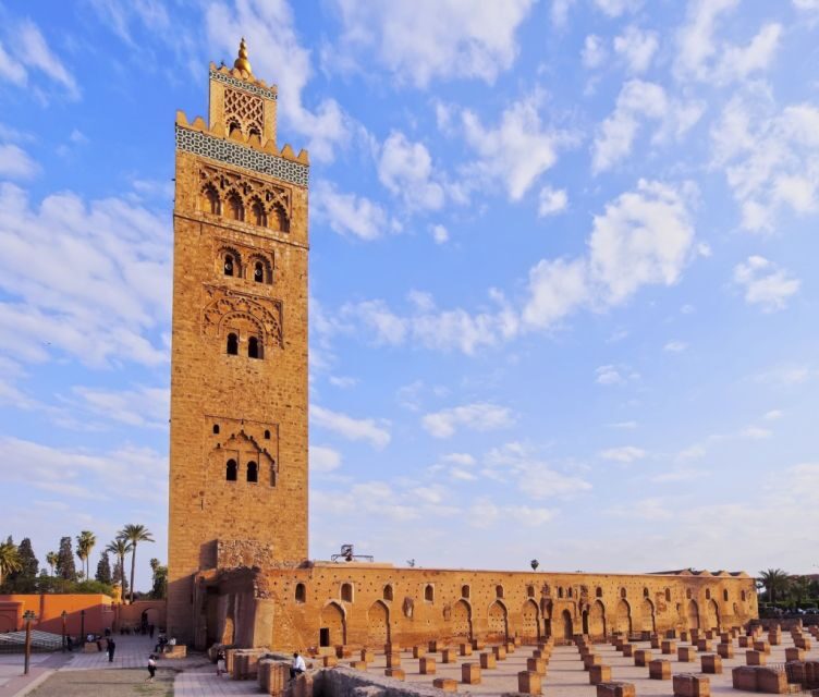 Marrakech Full-Day Guided Tour with Lunch - Natural Beauty and Local Color at Menara Gardens