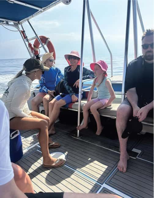 Maui: Eco-Raft Dolphin Watch Tour with Snacks