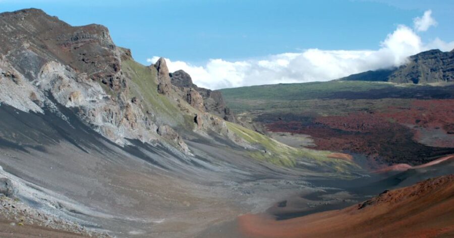 Maui: Guided Hike of Haleakala Crater with Lunch