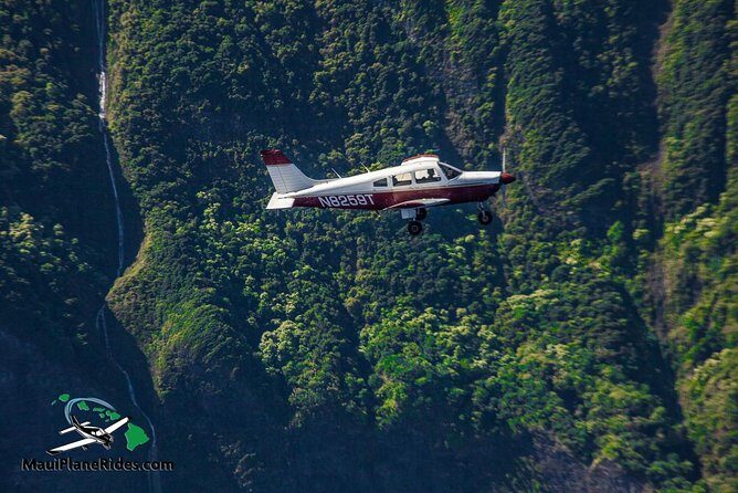 Maui *PRIVATE* Air Tour: Aquamarine & Emerald Dream: (2-5 People) - What We Love About This Tour
