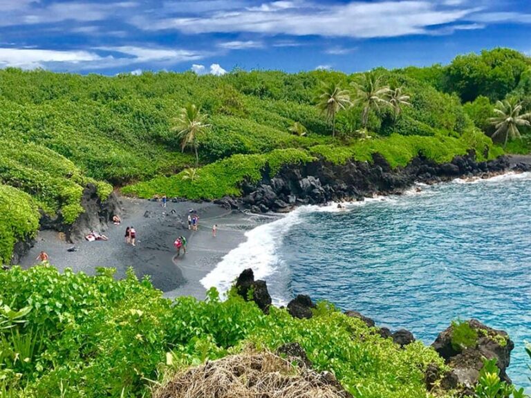 Maui: Private Island Tour with Meals & Snorkeling - The Itinerary Breakdown