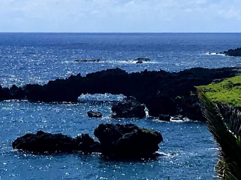 Maui: Private Road to Hana Tour with Meals - Itinerary Breakdown: What to Expect