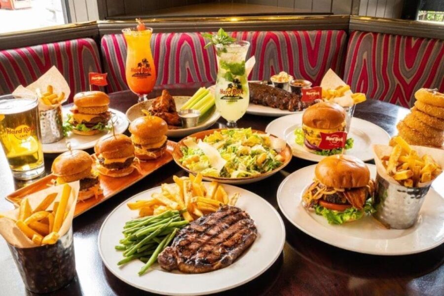 Meal at Hard Rock Cafe Orlando at Universal CityWalk - Who Should Consider This Experience?