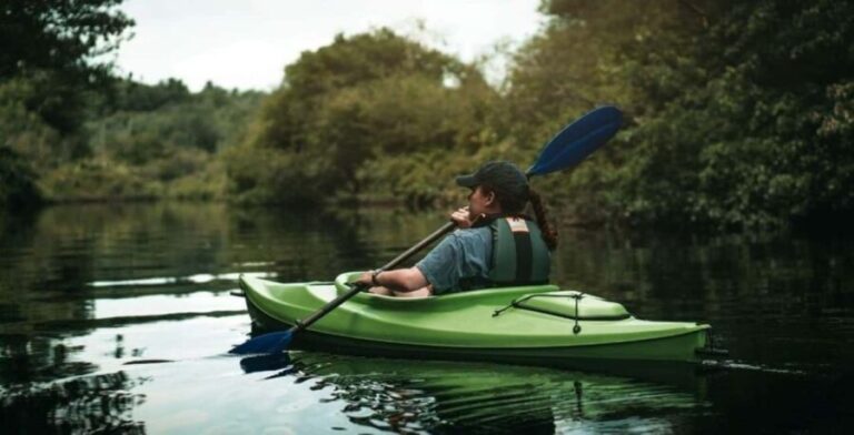 Memorial Beach: Lake Massapoag Single or Tandem Kayak Rental - Who Is This Experience Best For?