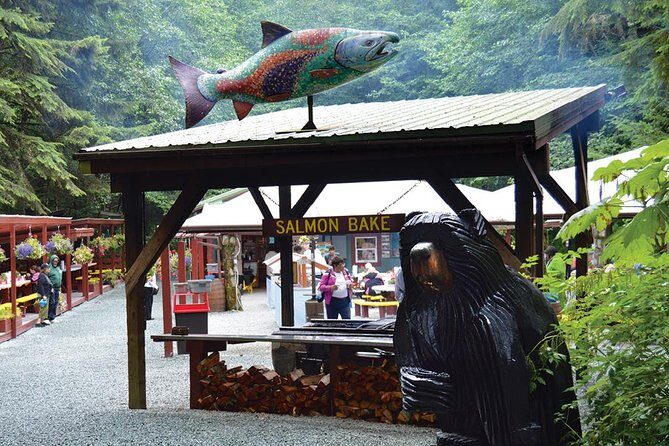 Mendenhall Lake Kayak and Salmon Bake Adventure - The Value of the Experience