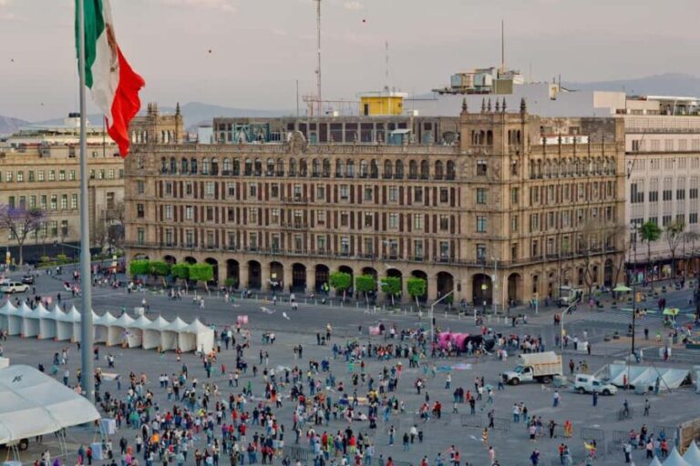 Mexico City: Downtown Highlights Private Walking Tour - Unique Architectural Highlights