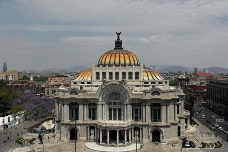 Mexico City: Exclusive Tour of Palacio de Bellas Artes - What the Tour Includes