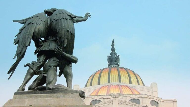 Mexico City: Gay Parks - Exploring Mexico City’s LGBTQ+ Hidden Corners