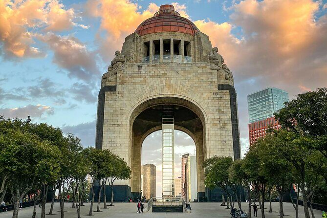 Mexico City Highlights Walking Tour - Mercado de Artesanías Zona Rosa: a hub of local crafts and souvenirs