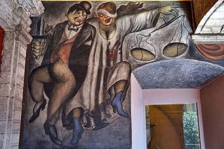 Mexico City: Historical Center Walking Tour with Murals - Value and Practical Considerations