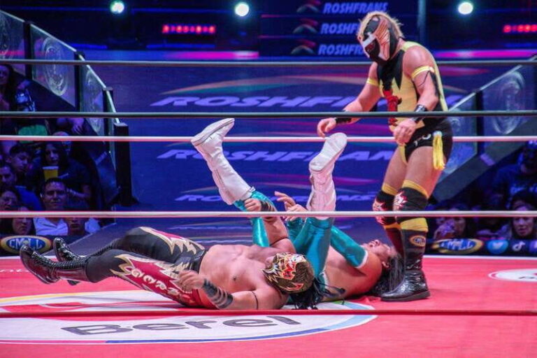 Mexico City: Lucha Libre Show, Walking Tour & Tequila - The Main Event: Lucha Libre at Arena México or Arena Coliseo