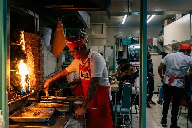 Mexico Private Food Tour With Locals Including 10 Tastings - The Itinerary in Detail
