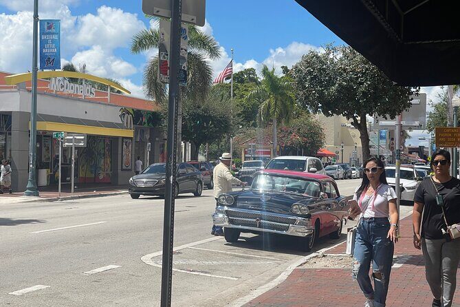 Miami City Half-Day Bus Tour of South Beach with Cruise Option - FAQ