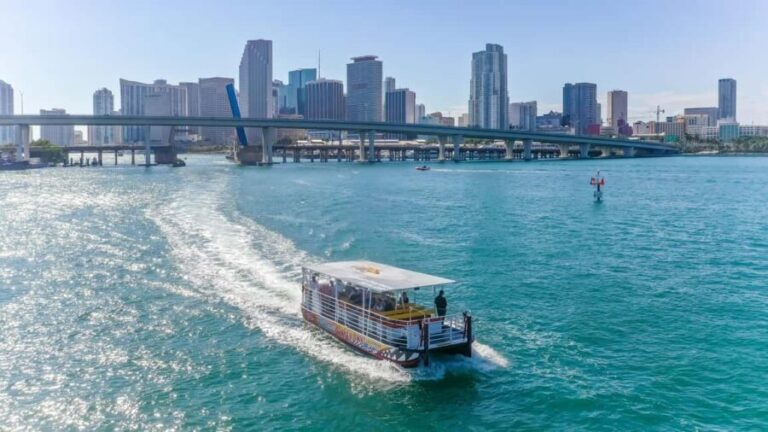 Miami: New Years Eve Fireworks Cruise on Biscayne Bay - The Value of the Experience