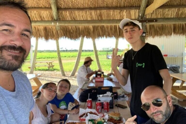 Miami: Private custom tour with a local guide - Practical Details and What to Keep in Mind