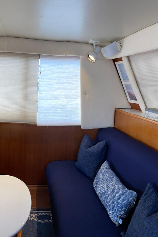 Miami: Private Dinner Cruise for 2 on a yacht. - Why This Cruise Stands Out