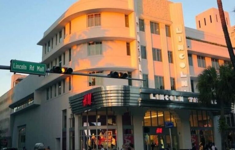 Miami: Private Little Havana Walking Tour with a Guide - Exploring Little Havana in Depth